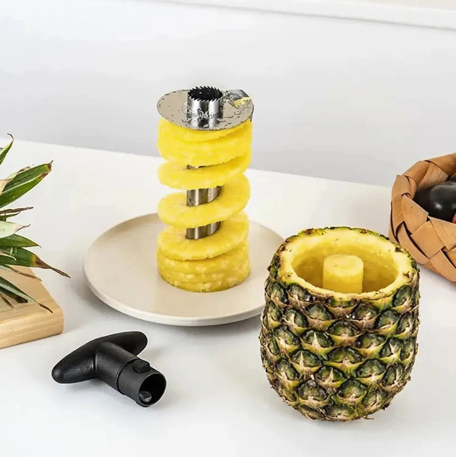 1pc Stainless Steel Pineapple Corer & Slicer – Black Premium Tool – NEW