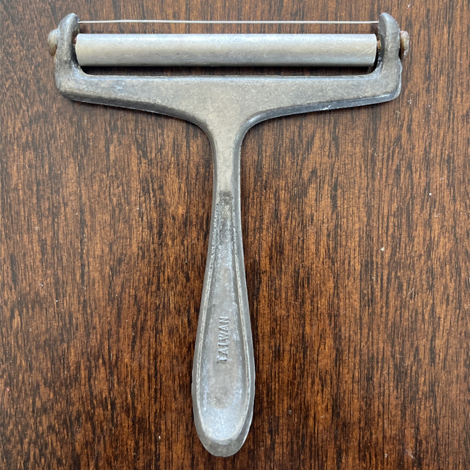 Vintage Aluminum Rolling Wire Cheese Slicer Cutter Kitchen Tool Made in Taiwan
