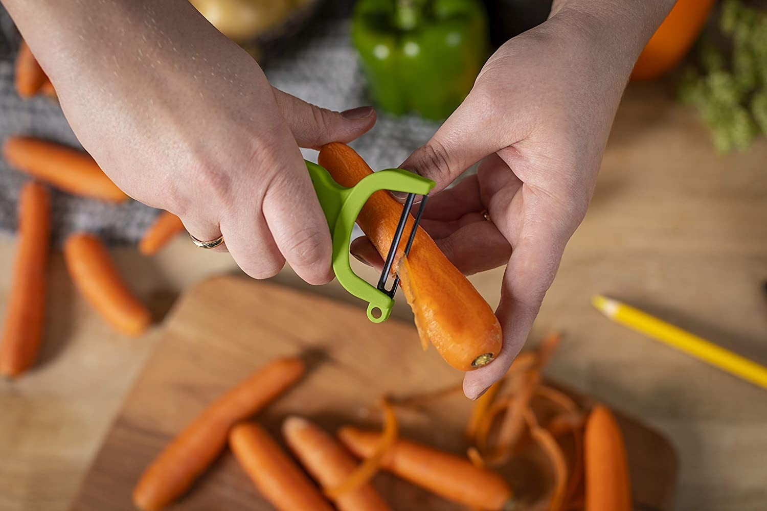 Kuhn Rikon 2784 3-Set Original Swiss Peeler, Red/Green/Yellow, Set of 3 NEW