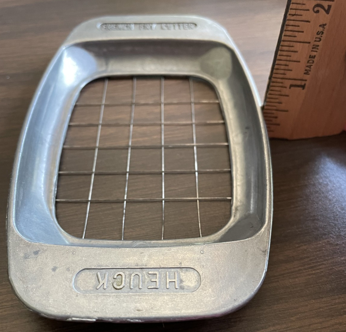 Vintage Heuck Cast Aluminum Wire Grid French Fry Cutter – 1950s-1960s