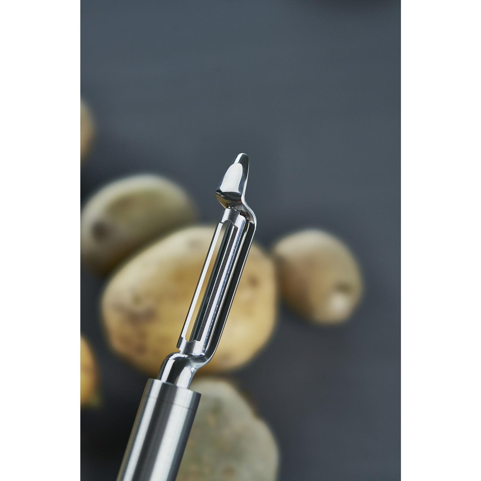 ZWILLING Pro Tools Swivel Peeler 1 unit, Stainless Steel