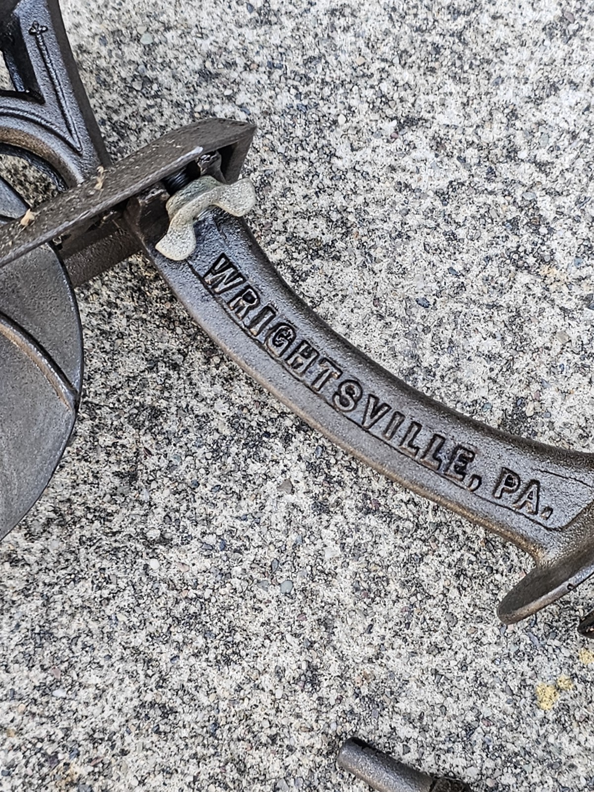 Cherry Stoner Pitter Wrightsville Hardware Co PA Vintage Hand Crank Cast Iron
