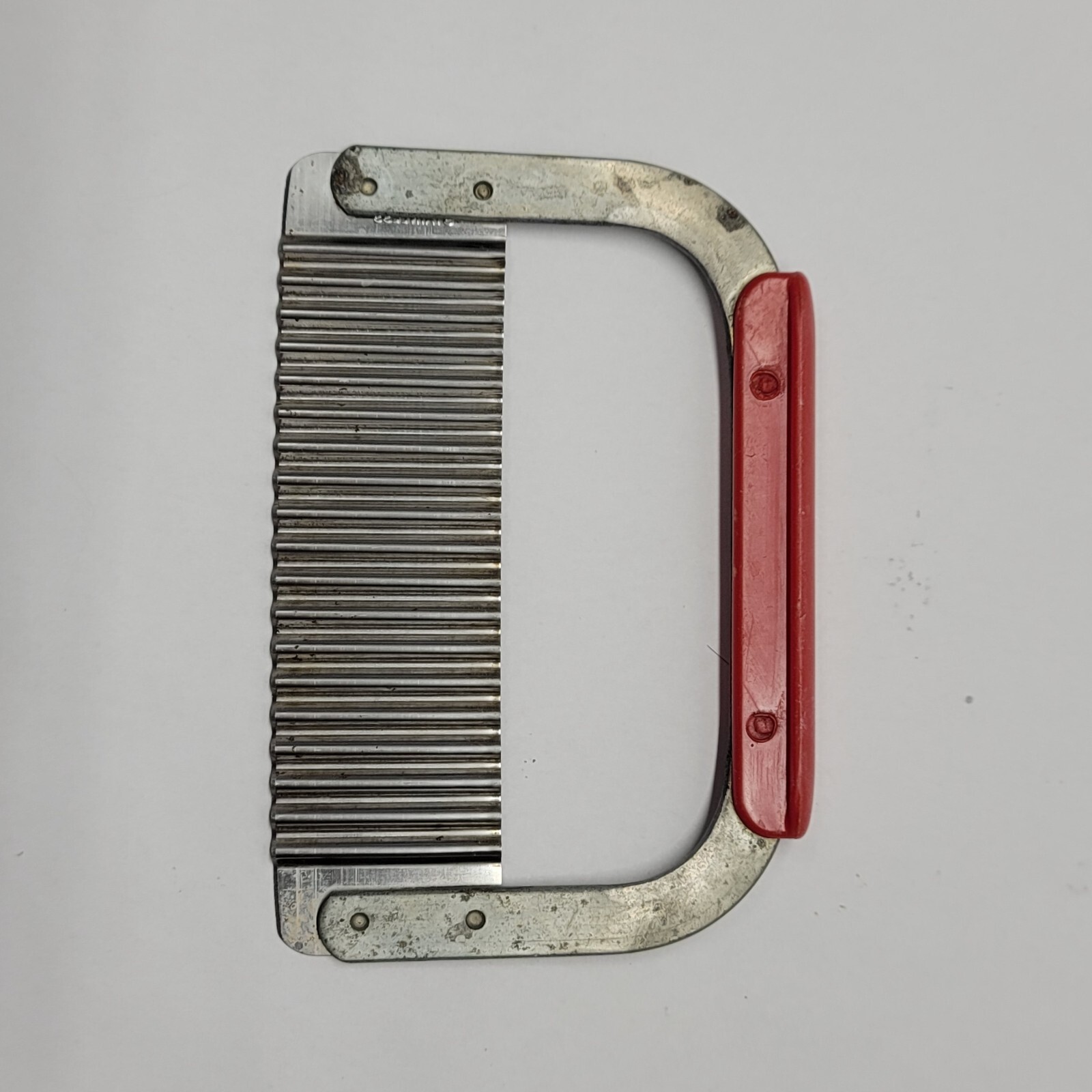 Crinkle Fry Cutter Red Handle Straight Cut Krinkle Fries Vegetable
