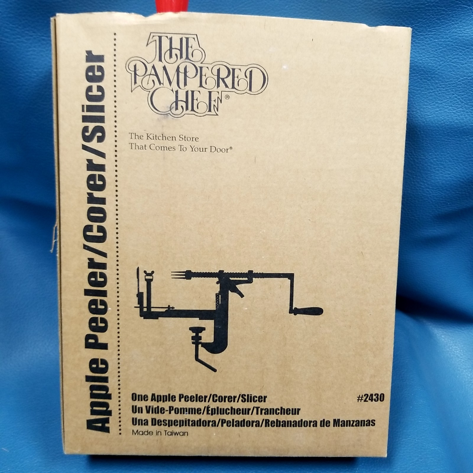 NIOB Pampered Chef Apple Peeler Corer Slicer 2430 with Instructions