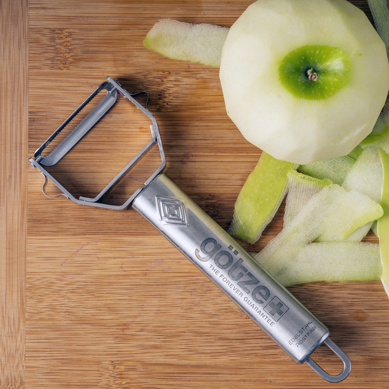 NEW SEALED GOTZE Swiss Made Professional Grade Vegetable Peelers 3 Piece Set