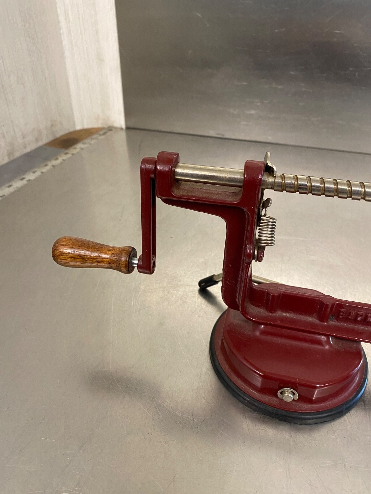 Vintage Red Peel Away Apple Potato Peeler Slicer W/Suction Base
