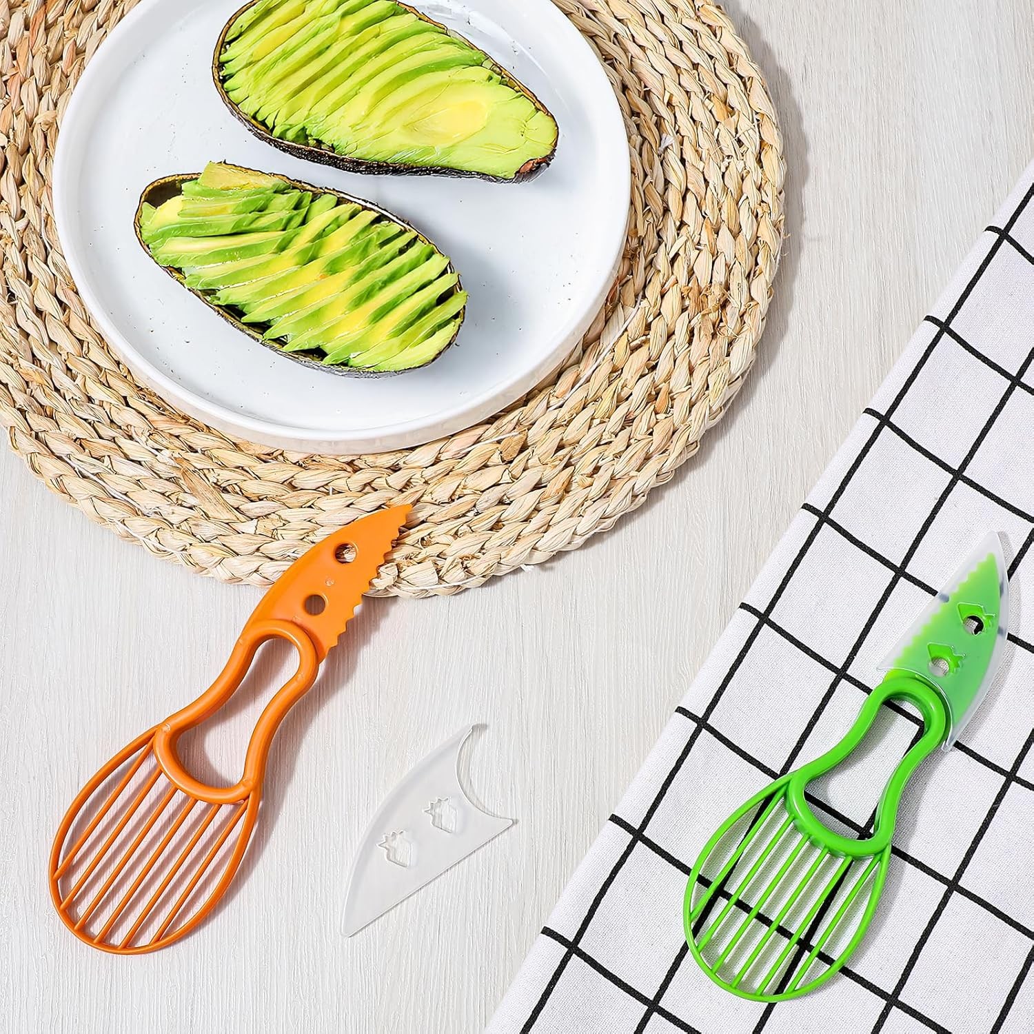 3 in 1 Avocado Slicer Shea Corer Butter Fruit Peeler Cutter Pulp Separator Plast