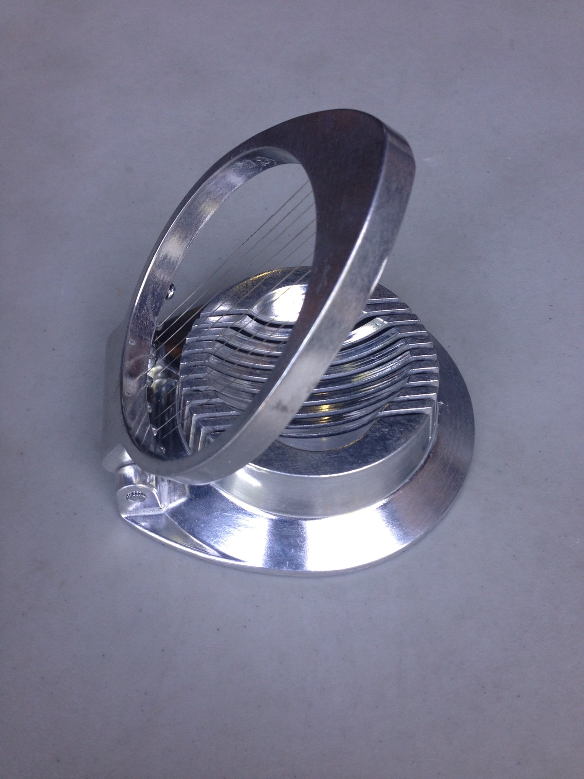 EGG SLICER ALUMINUM FREE SHIPPING USA ONLY