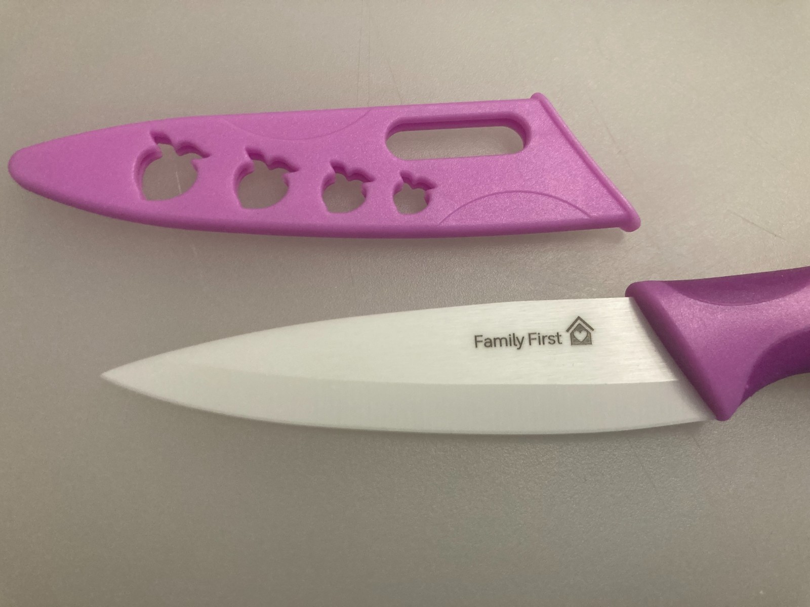 Gourmet Quality Ceramic Knife With Thicker Stronger Blade & Large Ergo-Handle