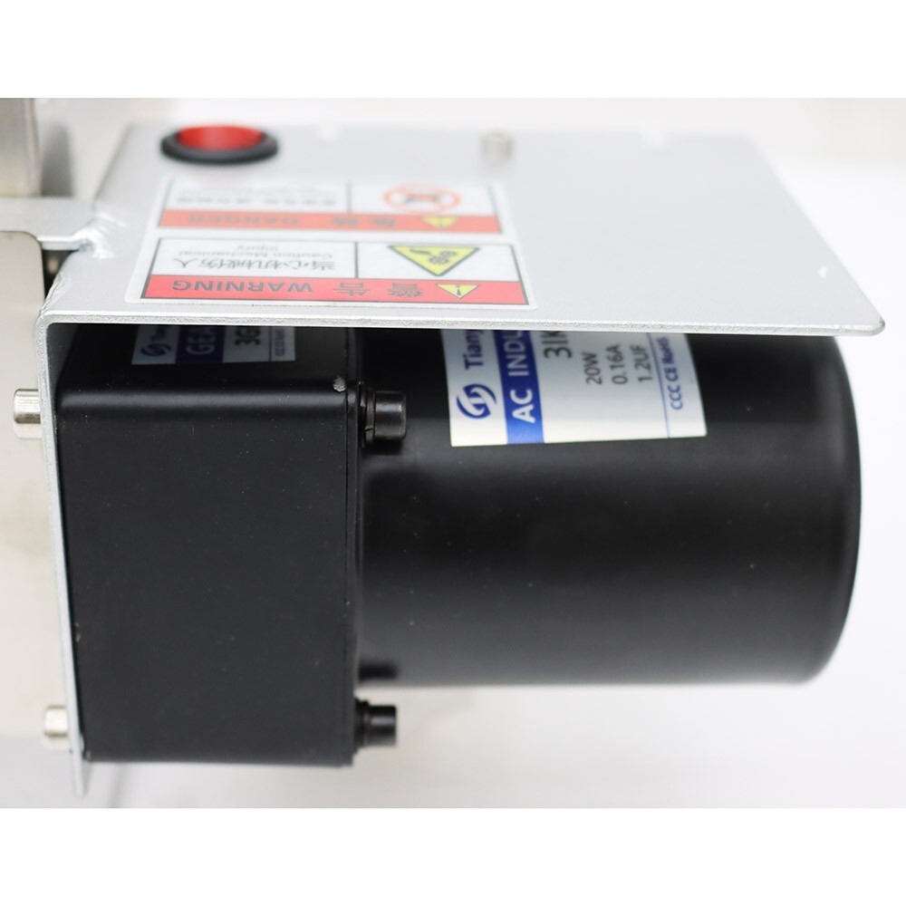 Stainless Steel 220V 15-25 KG/hour Edamame Sheller Pea Peeling Machine 120r/min