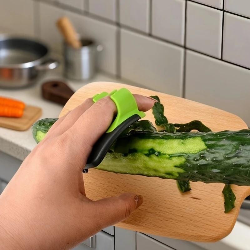 1 Easy and Convenient Black Green Peeler, Sharp Blade, Non Slip Grip, Suitable