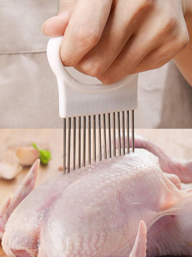 1 PC Stainless Steel Onion Holder – Easy Slicing & Secure Grip Tool – NEW