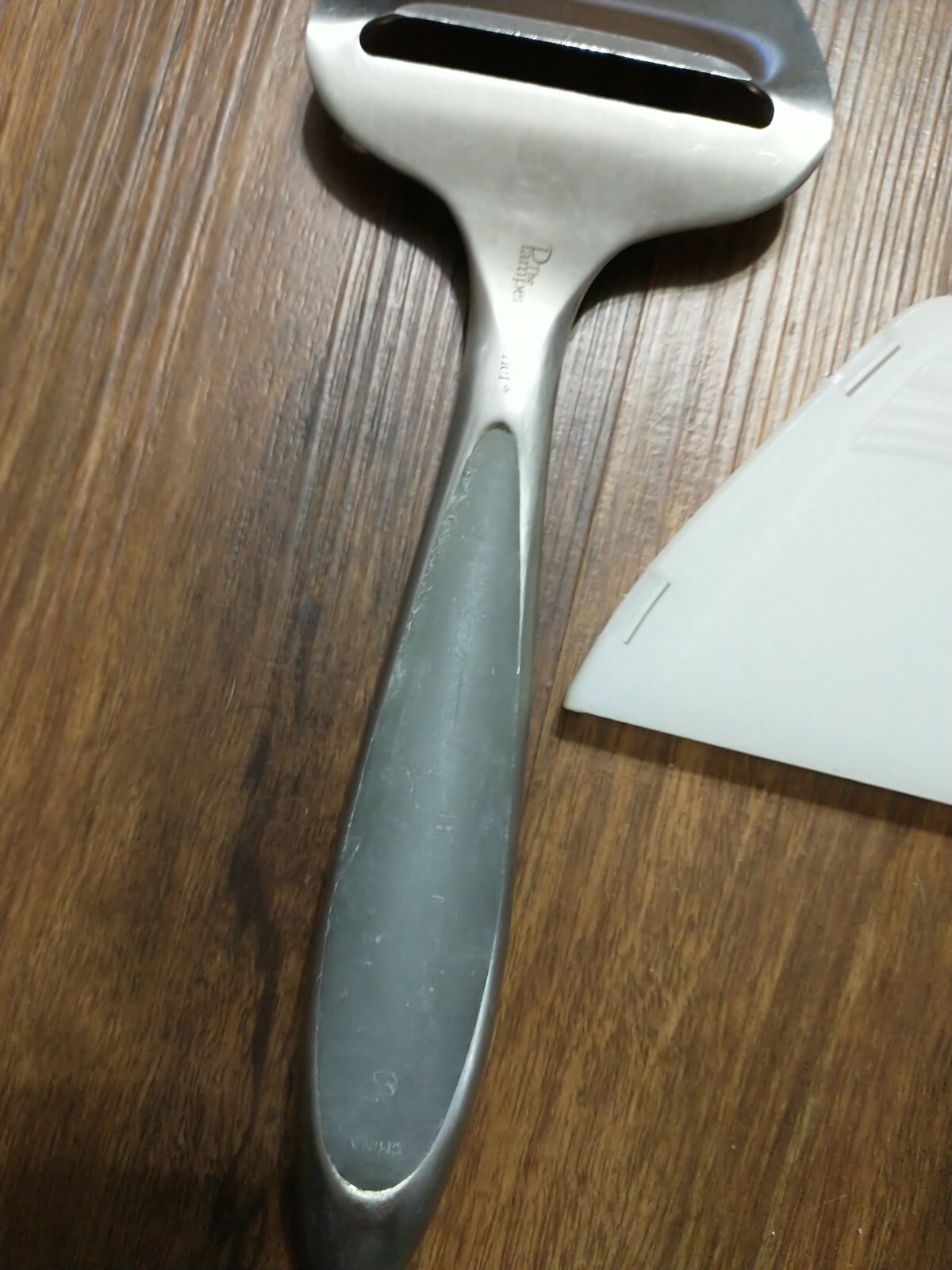 Pampered Chef Stainless Steel Metal Cheese Plane Slicer Server Rubber Grip&Cover