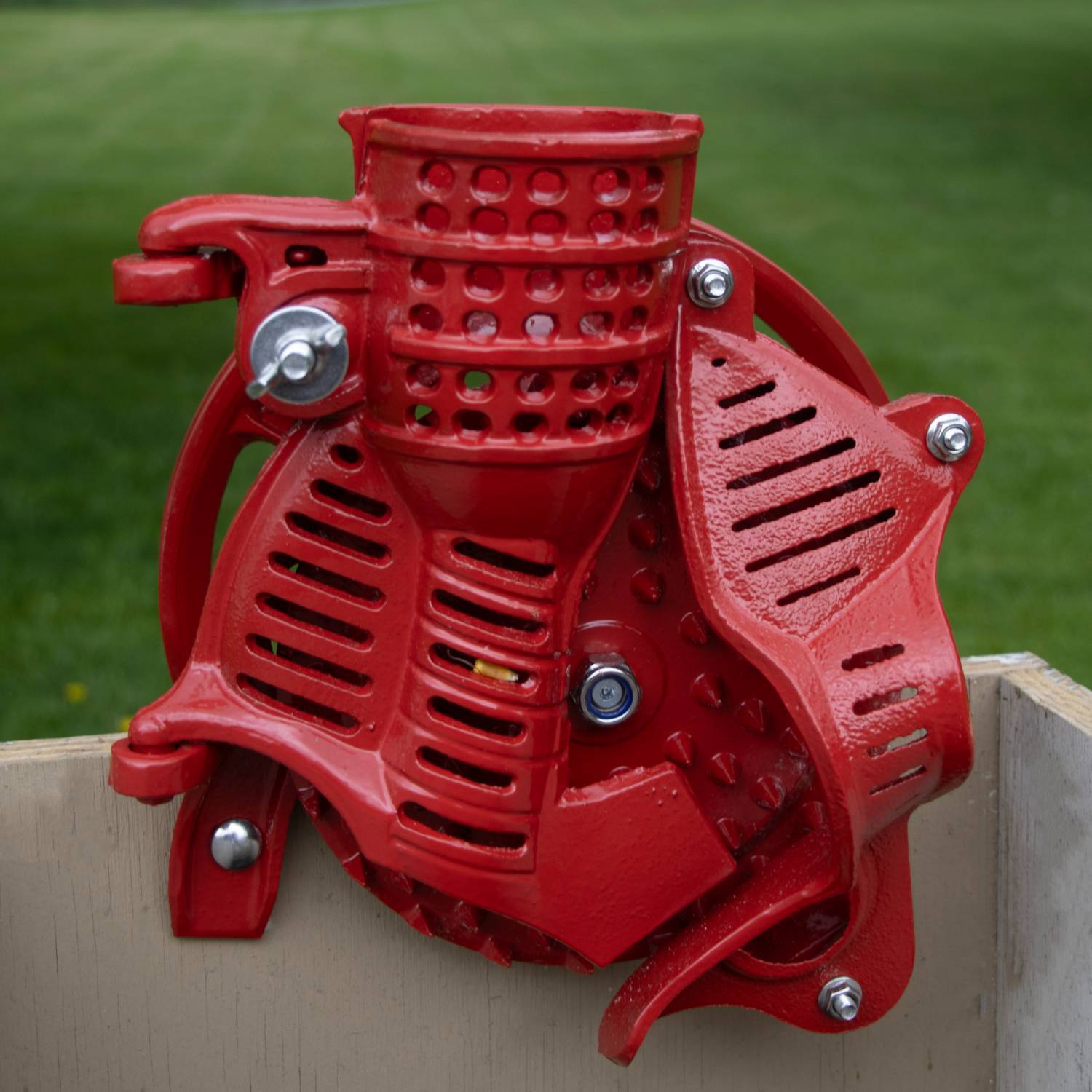Lehman’s Corn Kernel Sheller, Clamp On Cast Iron Non Electric Walnut Huller, Red