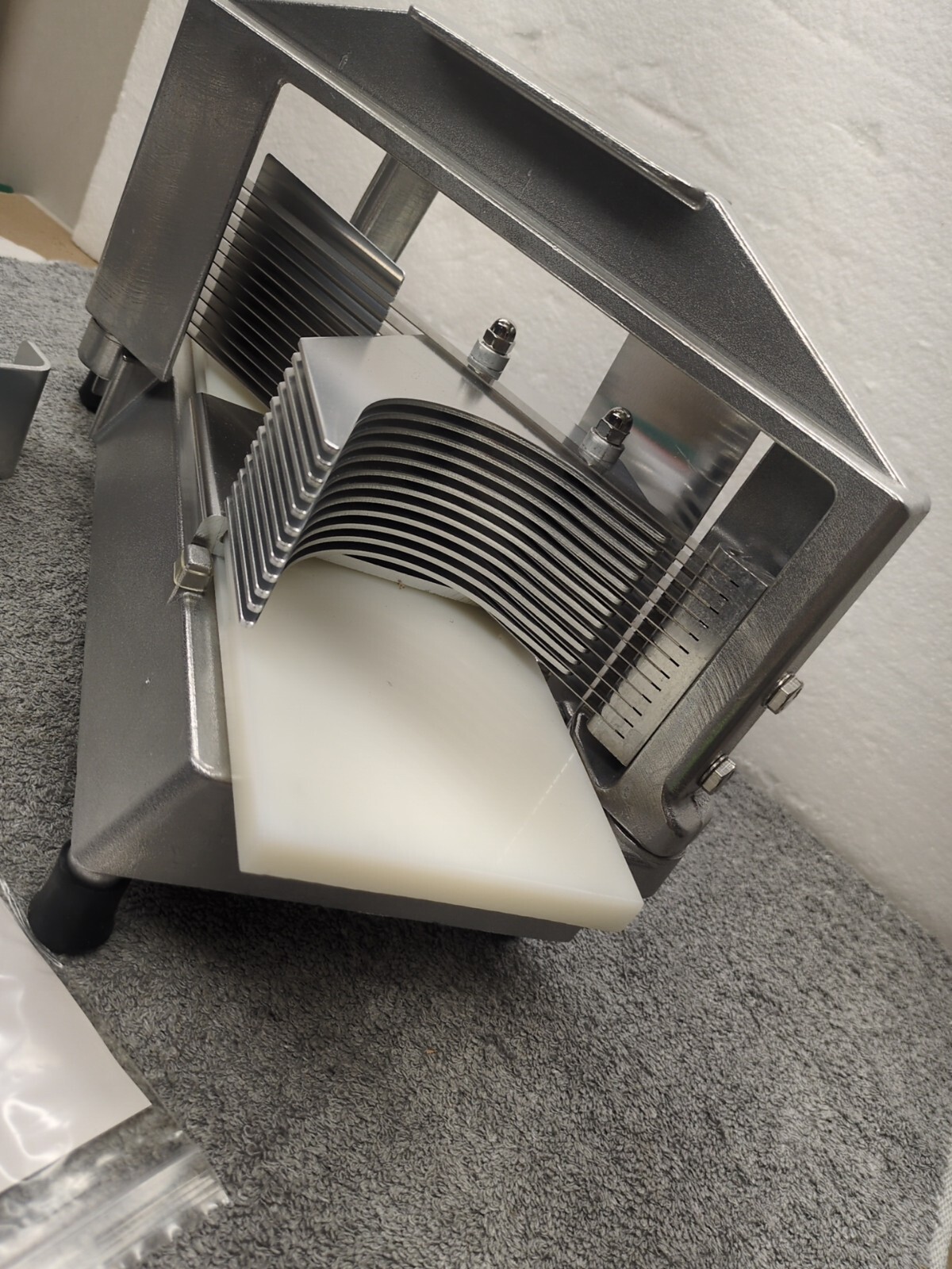 Global Solutions GS4100A Tomato Slicer 3/16″ Aluminum NFS Silver NEMCO GS4100