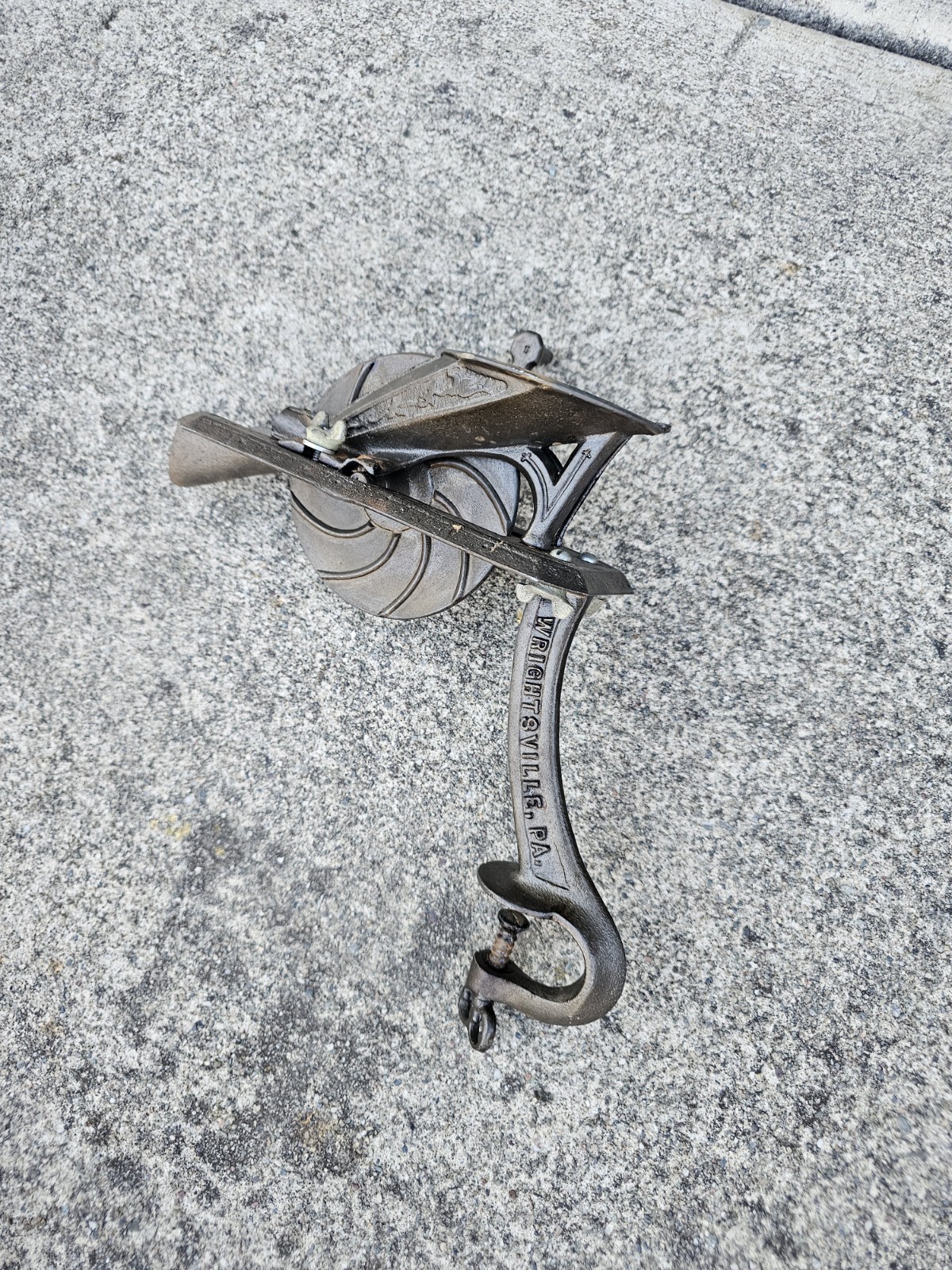 Cherry Stoner Pitter Wrightsville Hardware Co PA Vintage Hand Crank Cast Iron