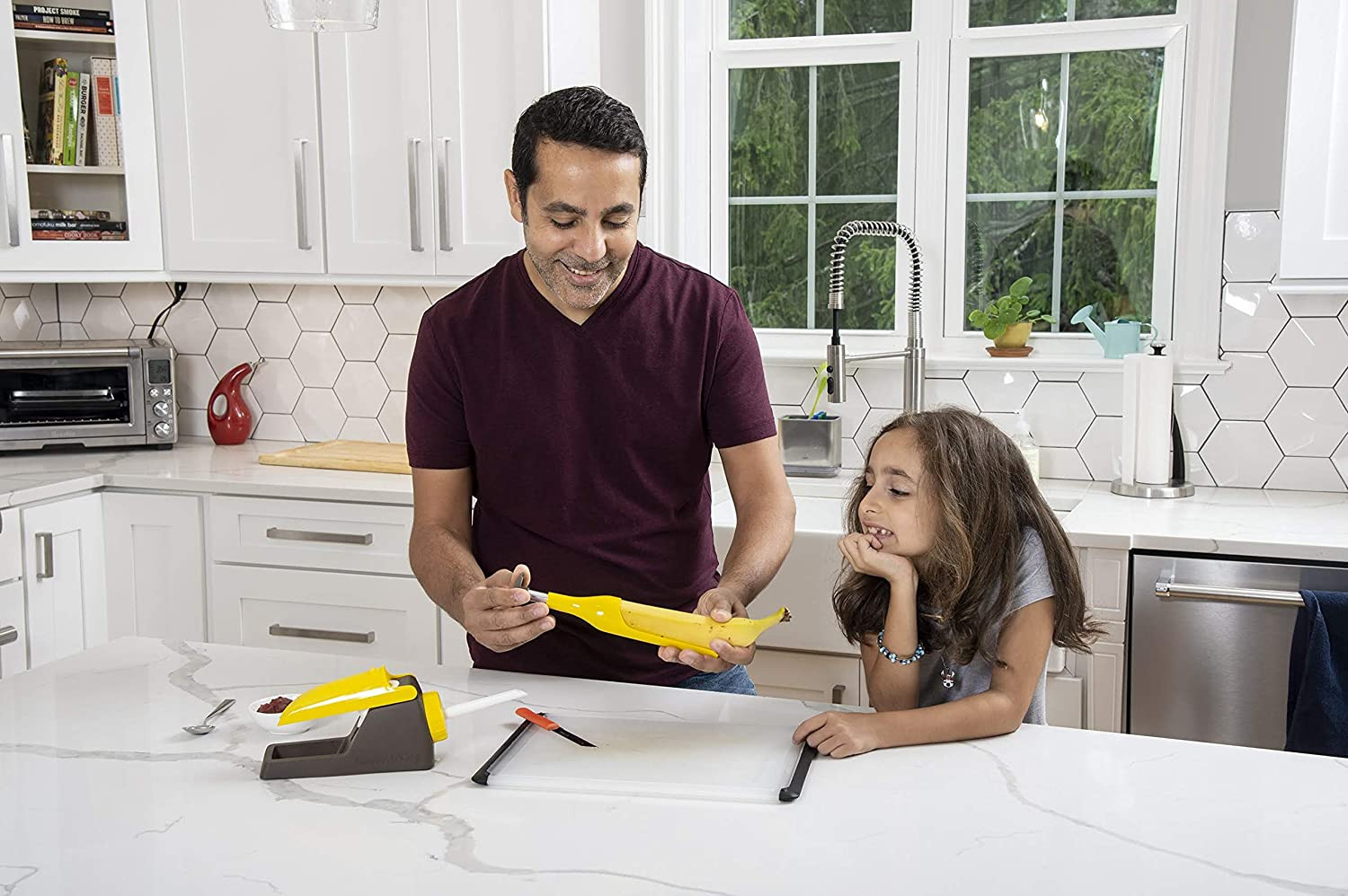 ® Kitchen Gadget – Core & Fill a Banana While Still in Its Peel