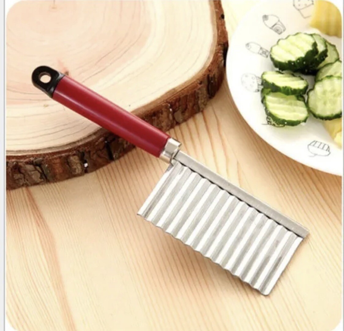 Red Stainless Steel Crinkle Cutter -Wavy French Fry Slicer With Serrated